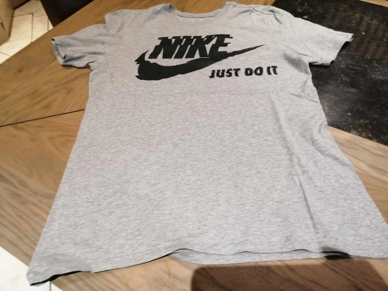 t-shirt grey brand nike – size m – photo 2